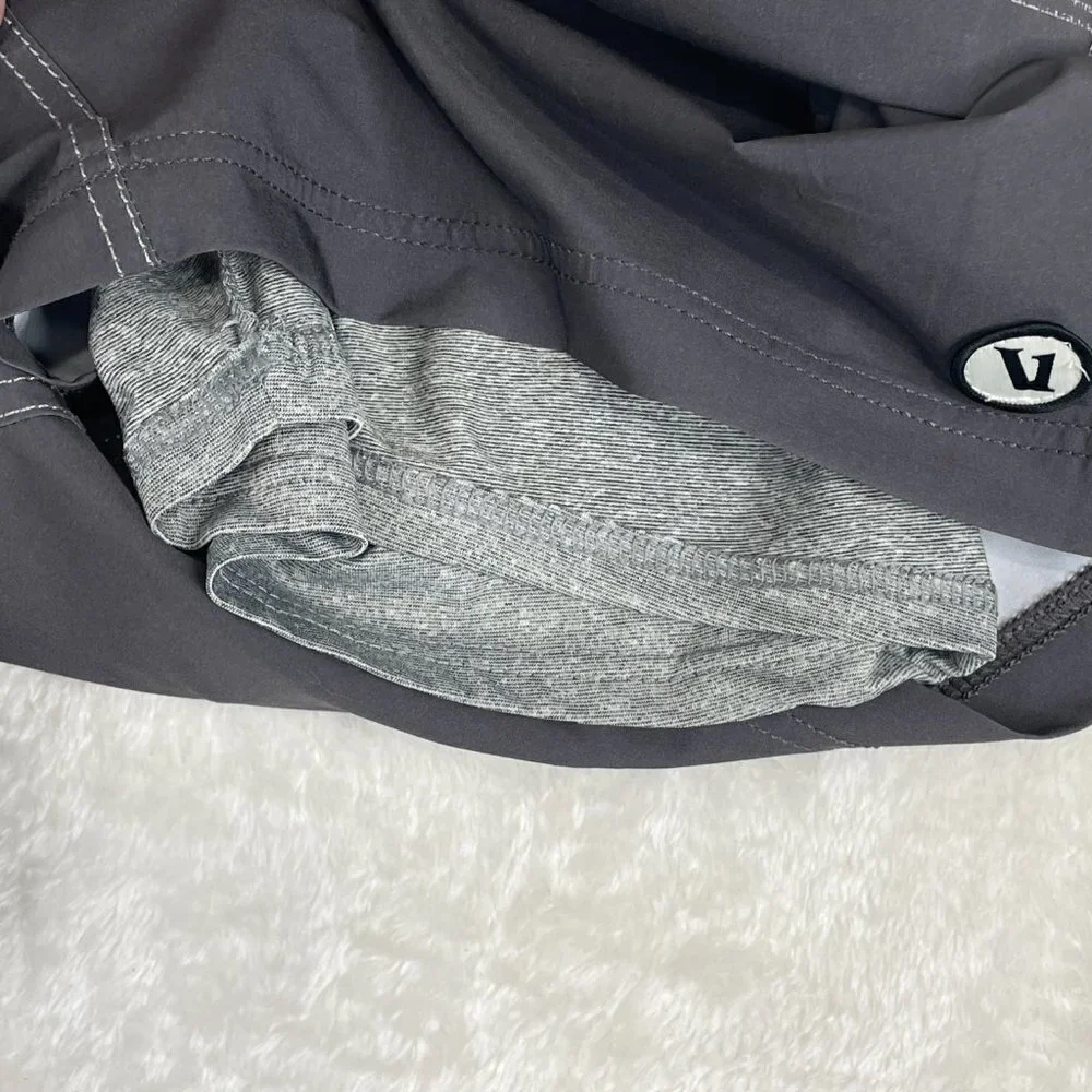 Vuori Athletic Shorts Mens 2XL Gray Lined Drawstrings Pockets